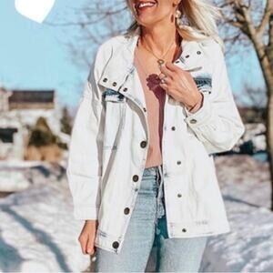 CAbi Drew Jacket Fade Wash Oversized Denim Jacket Women’s Size Small # 5853